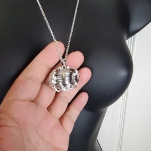 Photo locket as seen on FB